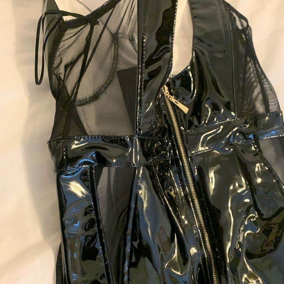 Fashion Nova latex/mesh dress - Picture 4 of 5